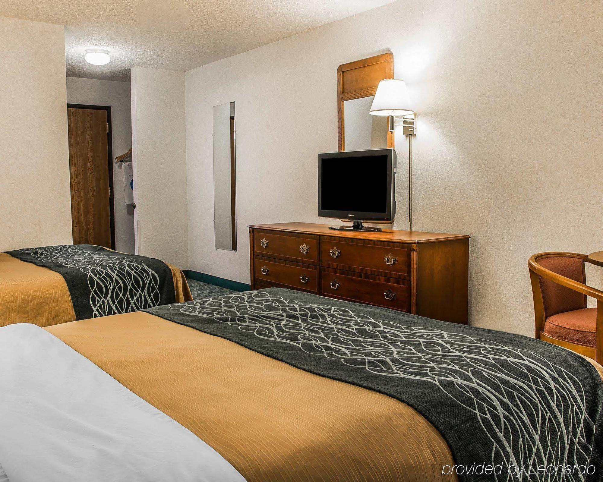 Dunes Express Inn And Suites Hart Екстер'єр фото
