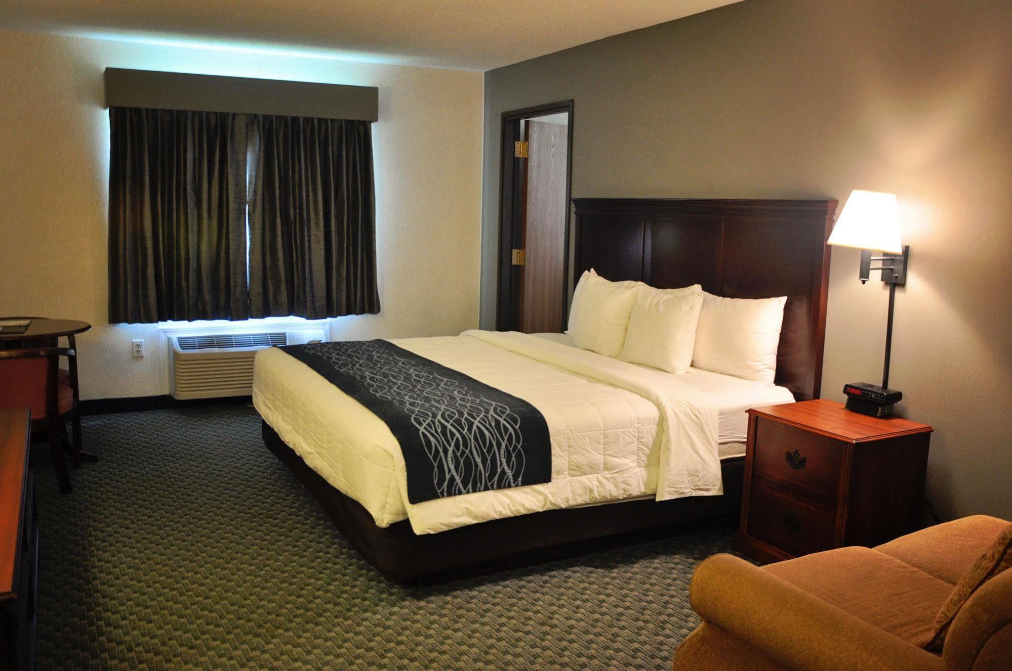 Dunes Express Inn And Suites Hart Екстер'єр фото